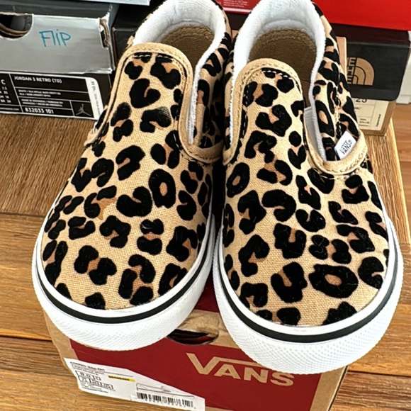 Worn 1X excellent condition - Picture 3 of 3